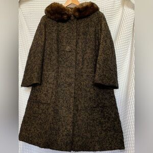 Elegant Brown Wool Coat with Faux Fur Collar